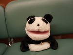 廊下で待つ